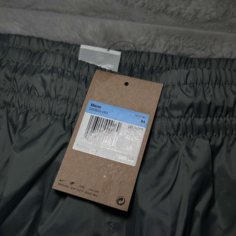 *NWT* Nike Windrunner Woven Lined Pants - Picture 9 of 11